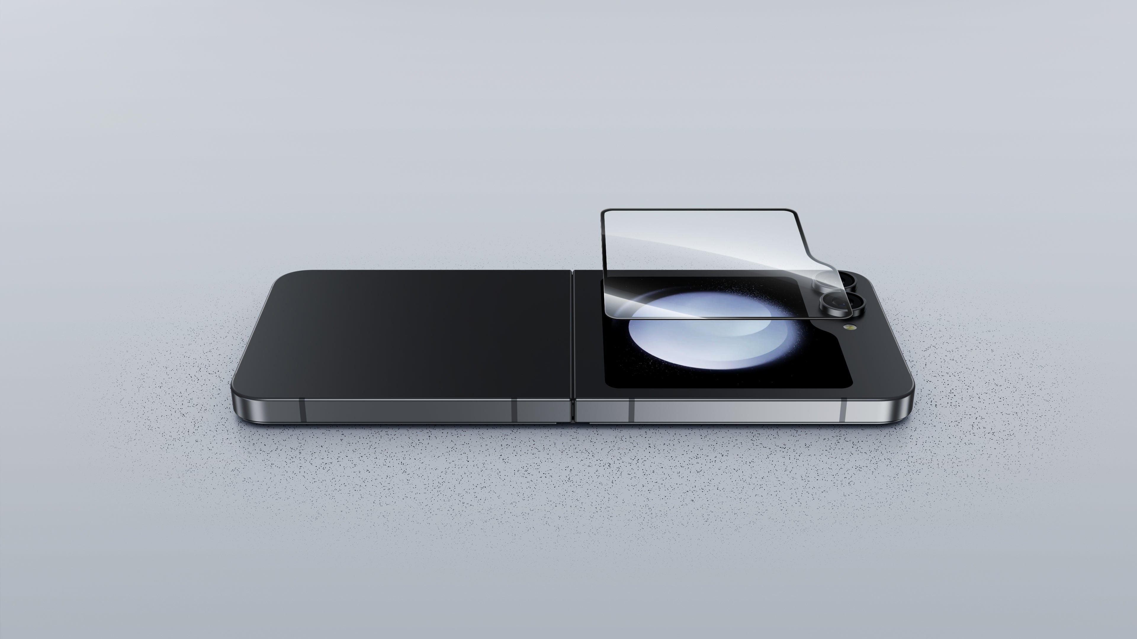 Do You Need a Screen Protector for the Samsung Galaxy Z Flip 6?