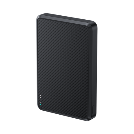 Precision Alignment with N52 Magnets ArmorGo Power Bank: Perfect alignment and secure attachment for efficient charging.